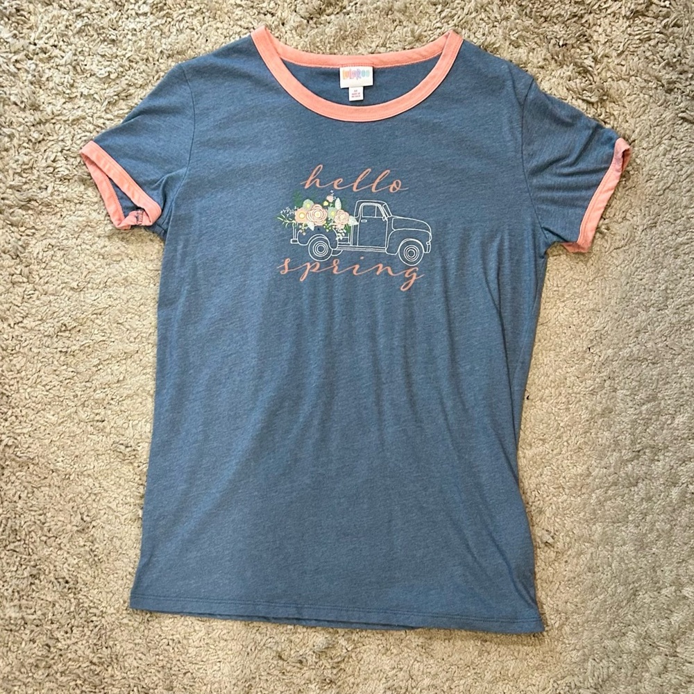 Lularoe Liv Tee size M